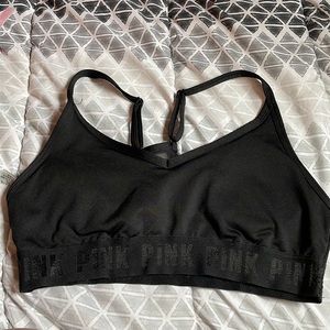 black sports bra